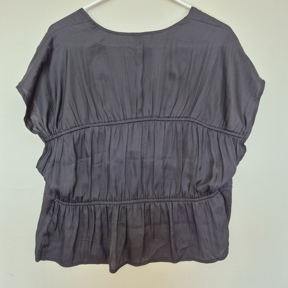 Old Navy Women's Black Wasit Defined Satin Shirred Tie Front Blouse Size Large - Picture 7 of 7